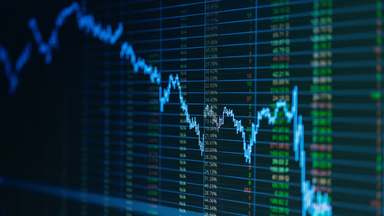 Borsa Yatırımlarında Temel ve Teknik Analiz Araçları Nedir ve Nasıl Kullanılır?